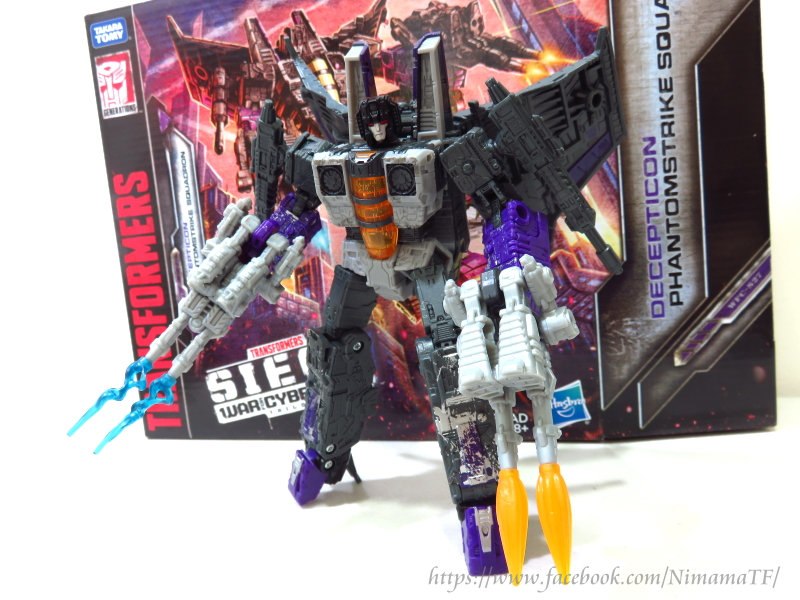 In Hand Photos Of Siege Skywarp Phantomstrike Squadron 32 (32 of 43)